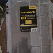 Plano Prolatch Stowaway 3-28 Clear Tackle Box Adjustable Compartments Hard Case