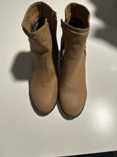 top moda heeled booties size 7