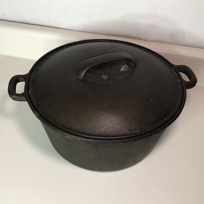 Vintage Cast Iron Dutch Oven with Lid Quart WKM