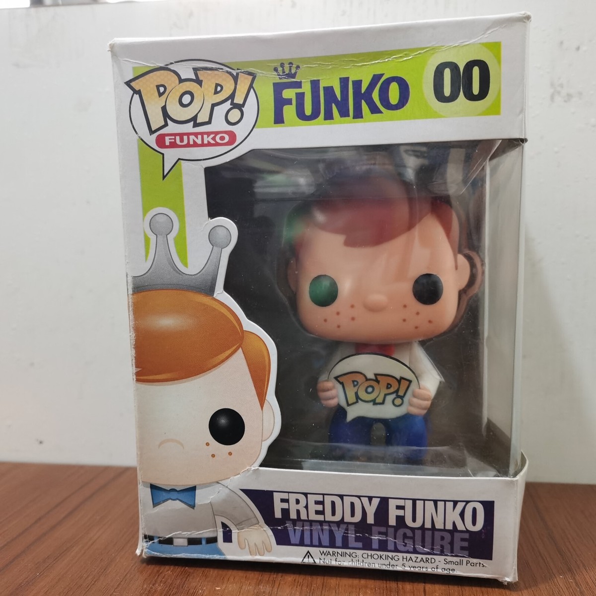 Funko Pop Exclusive FREDDY 00 w Blue Bowtie Vinyl Figure 2012 box