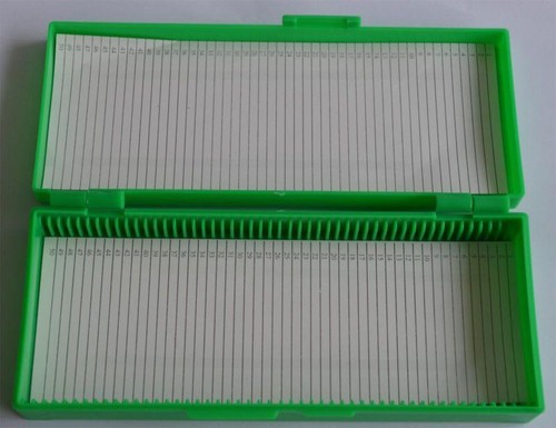 1 Stück Neu Mikroskop Objektträger Box Objektträger Aufbewahrung hält 50 Objektträger Farbe zufällig - Bild 1 von 3