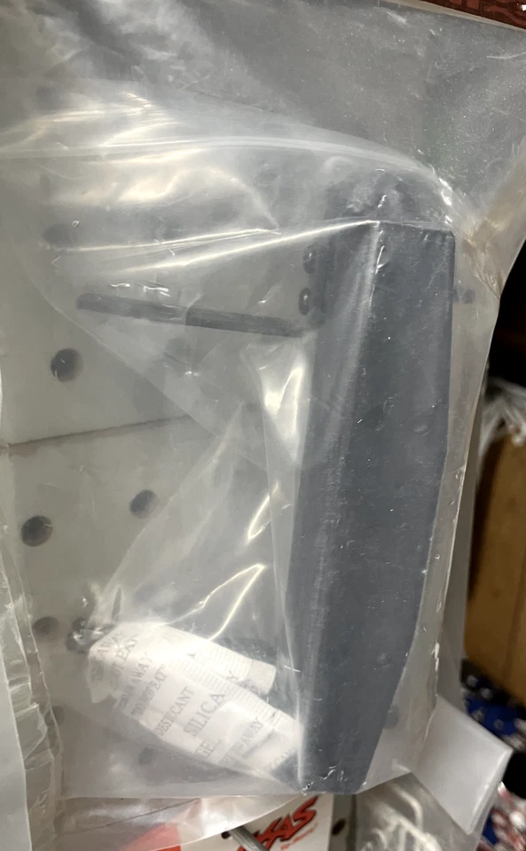 Z-S1313 RC4WD Tough Armor Stubby Front Winch Bumper for Axial SCX10 - Image 4 of 4