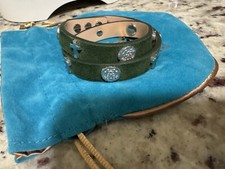 Rustic Cuff Meagen Double Suede Cross Olive Silver