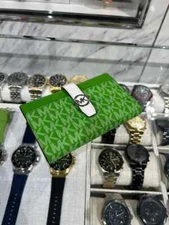 Michael Kors Greenwich Women Medium MK Logo Bifold Card Zip Wallet Jungle Green
