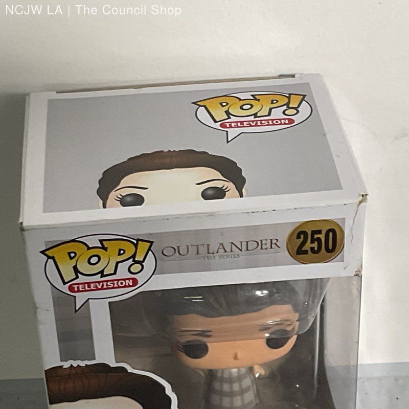 希少な新品未開封品⭐️FUNKO POP！　ラ・ラ・ランド NWD FUNKO POP Outlander Claire Randall Figurine #250 | eBay