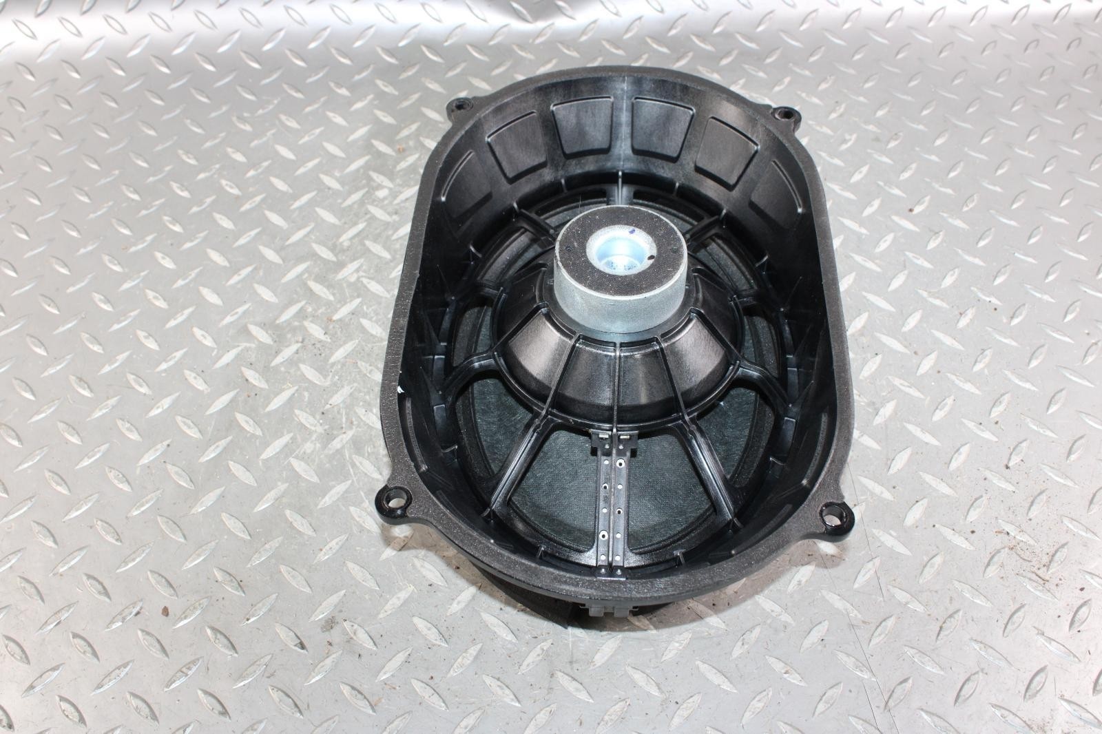 Maserati Ghibli 2000-2014 Rear Speaker