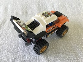 LEGO CITY: Stunt Truck (60146) Complete, no instructions