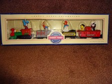 LOONEY TUNES LOCOMOTION  DIE CAST METAL TRAIN...