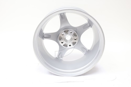 FEU-194186-A4 FRONT WHEEL RIM 8JX18  Ferrari - Used Parts USED Photo - $633
