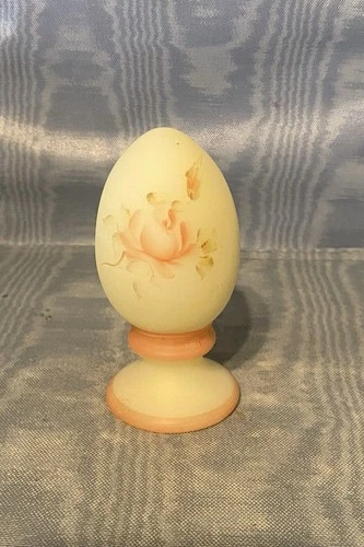Vintage Rare Fenton Hand Painted Roses Yellow Custard Egg Figurine      USA