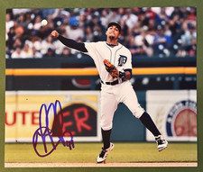 DIXON MACHADO 49 AUTOGRAPHED SIGNED 8X10 PHOTO DETROIT TIGERS