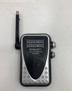 Vintage Reliant 3 Bands Portable Radio