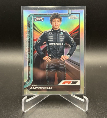 Topps Chrome Formula 1 2025 Andrea Kimi Antonelli Refractor #8 Portrait Rookie 
