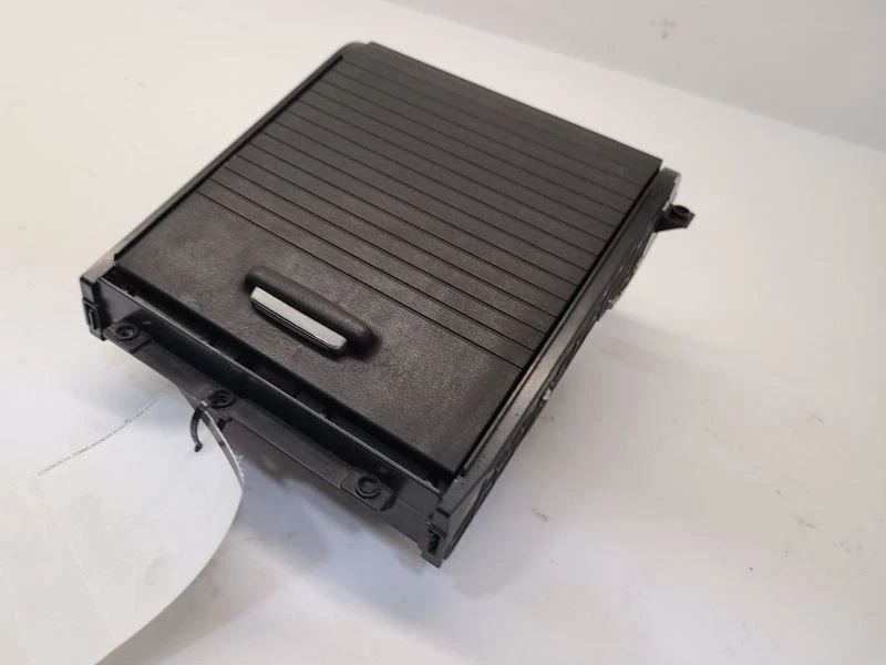 Кубик для хранения на центральной приборной панели 2015 15 Kia Forte - Изображение 3 из 4