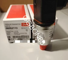 1PC Danfoss Pressure sensor AKS 33 060G2113 FedEx or DHL or UPS