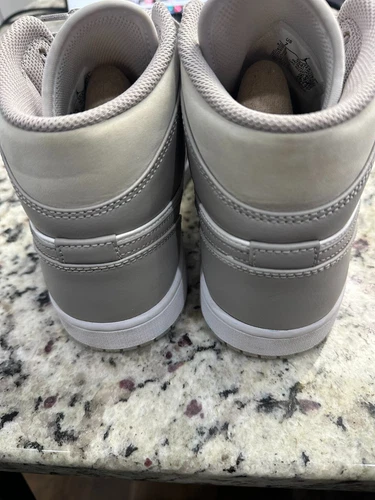 Size 7 - Air Jordan 1 Mid College Grey / Light Bone - White