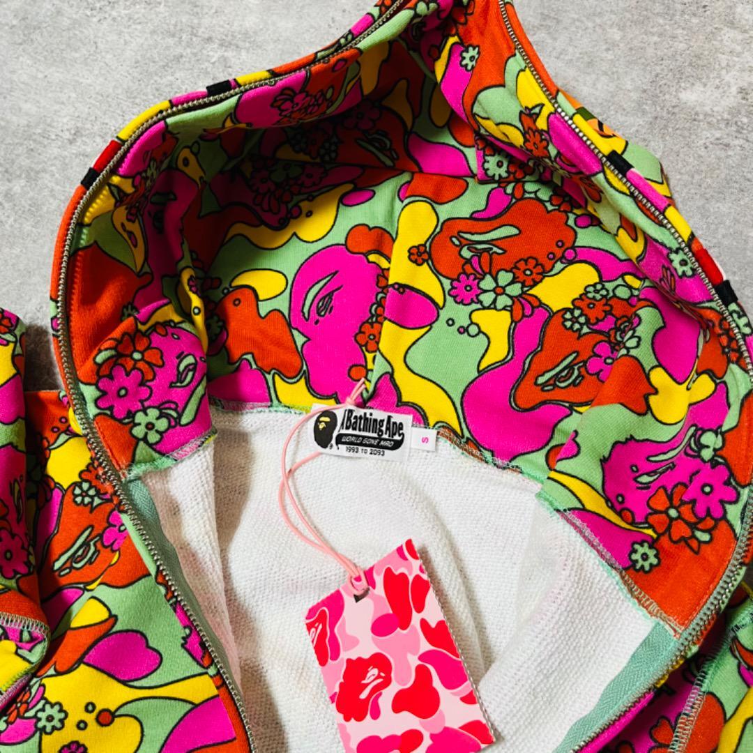 a bathing ape floral camo shark エイプ　パーカー BAPE FLORAL camo shark full zip hoodie A Bathing Ape Size L