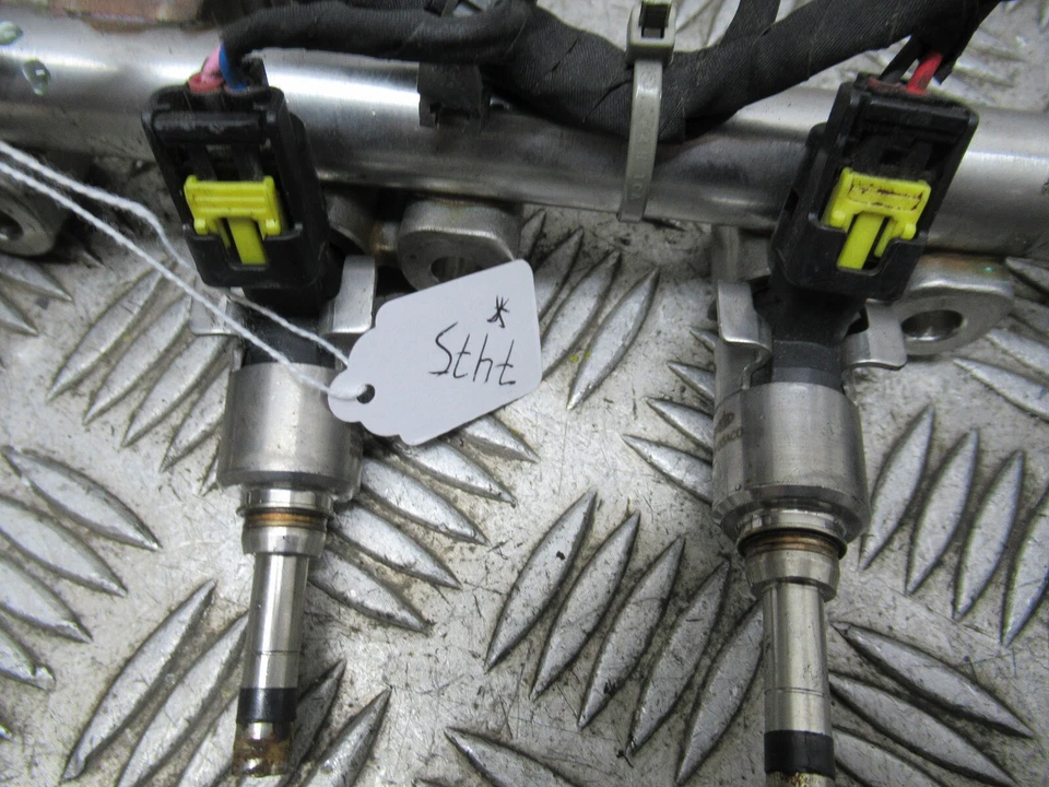 2020 Kia Xceed ISG CD 1.4 Benzin Halbautomatik MK3 Kraftstoffverteiler + Einspritzdüsen (G4LD) *7475 - Bild 2 von 4