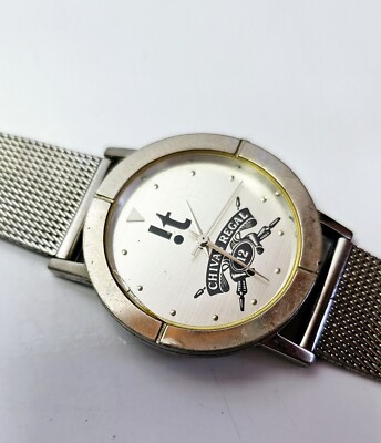 Vintage Chivas Regal 12 it Scotch Whiskey Logo Watch Cracked Glass