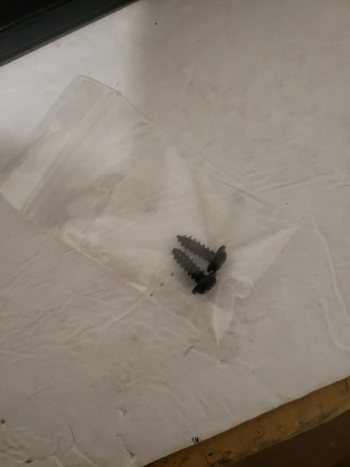 ES300 Instrument Cluster 1997 Lexus - Image 3 of 3