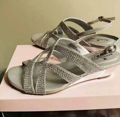 bandolino silver wedge sandals
