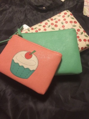 MUNDI Piece Wristlet Set