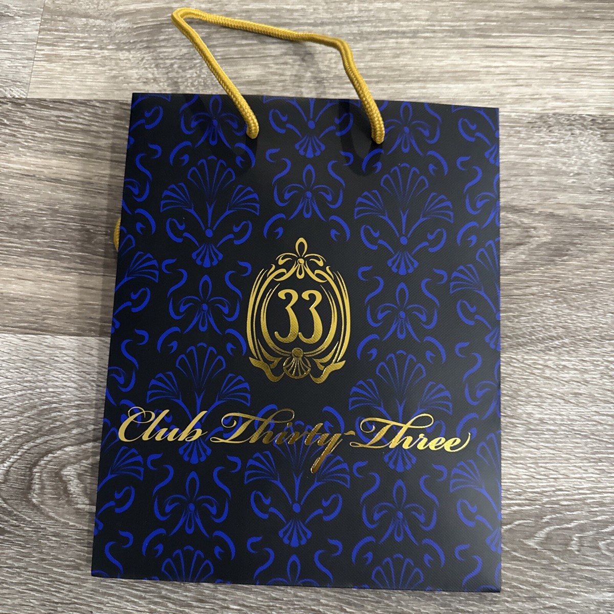 Disneyland Club 33 Disney 2024 Titleist Golf Ball Set Pro V Very