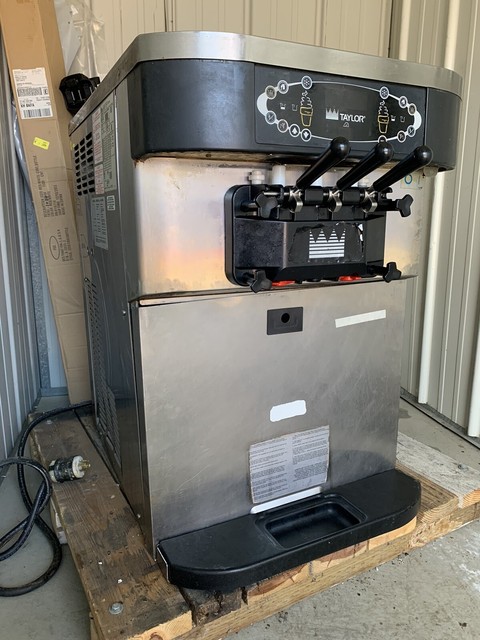 Taylor 339 27 Soft Serve Ice Cream Machine Dual Twist 1ph Air