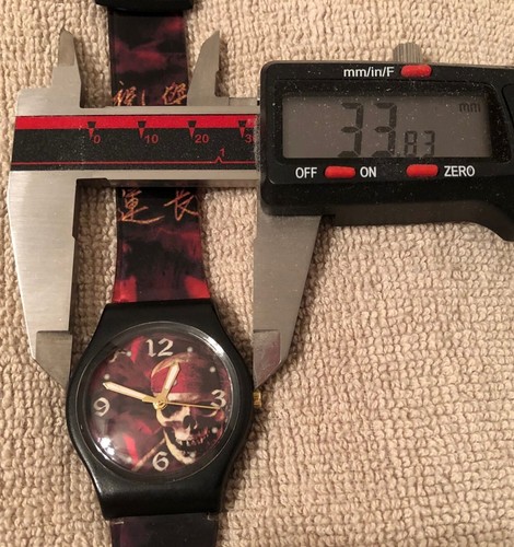 Disney Pirates of the Caribbean Watch - Foto 8 di 9