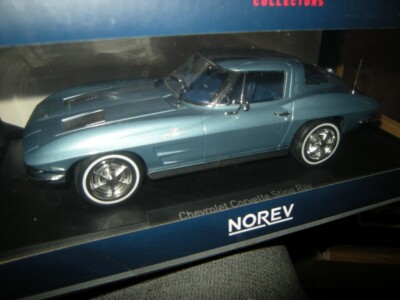 1:18 Norev Chevrolet Corvette C2 Stingray 1963 light blue/hellblau in OVP