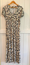 LANE BRYANT FLUTTER-SLEEVE V-NECK SHIRRED MAXI DRESS SIZE 14/16 BLACK FLORAL