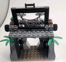 Lego 7626 Jungle Cutter  Indiana Jones - Crystal Skull  2008 Approx 95%