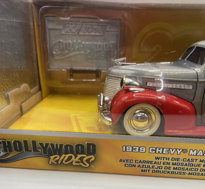 Jada Hollywood Rides 1:24 Die Cast Betty Boop 1939 Chevy Master