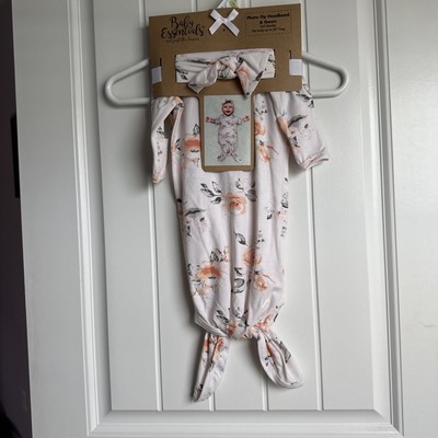 NEW NWT Baby Essentials Girls 0-3 Months Beautiful Gown And Bow Set Peach Flower
