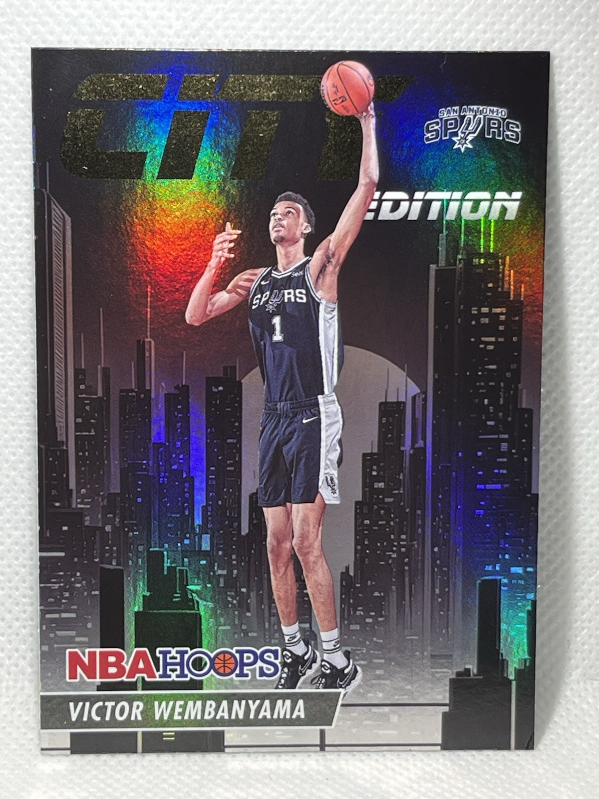 2023-24 Panini NBA HOOPS City Edition Victor Wembanyama #30 Holo (RC)