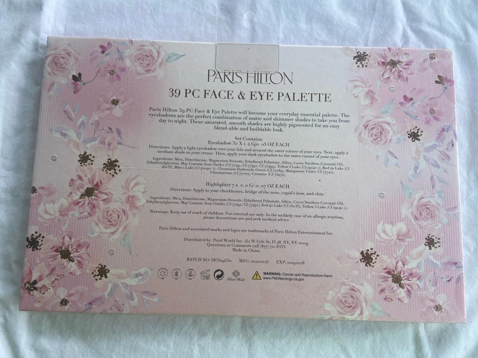 Paleta para rostro y ojos Paris Hilton Dreamy Daze 39 piezas  Foto 4 de 4