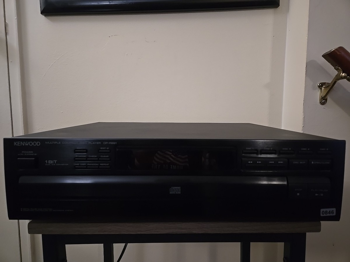 Kenwood DP-R891 5 Disc CD Player Compact Disc Player No Remote