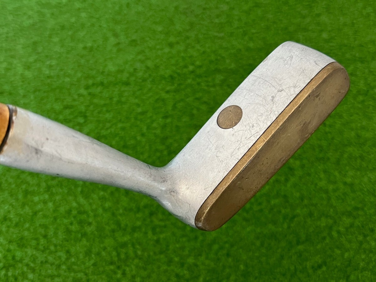 BEN HOGAN MACDOUGALL P-204 PUTTER Hickory Shaft Right Handed