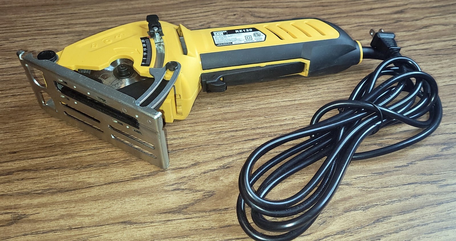 ROTORAZER RZ120 CORDEDELECTRIC COMPACT CIRCULAR SAW WITH CASE KP02 eBay