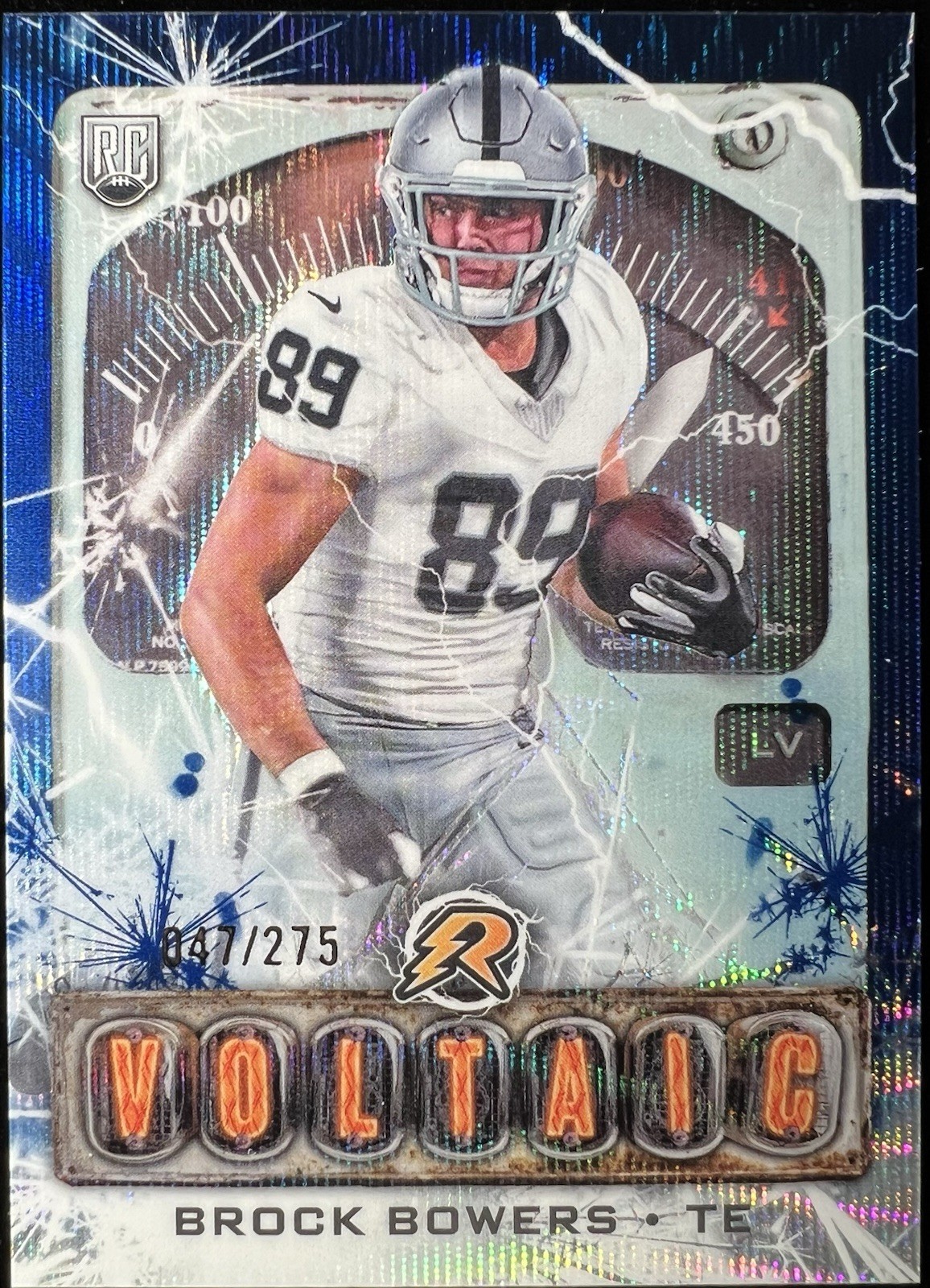 🔥2024 Topps Resurgence Voltaic#V-7 Brock Bowers Navy Surge #47/275🔥