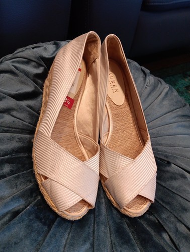Ralph Lauren Cecilia Champagne Satin Stripe Wedge Heels Peep Toe 8.5b Semi New