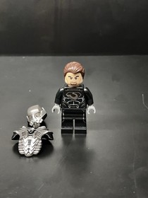 Lego Man of Steel Gully Armored General Zod 76003 (w/ Bonus Items)