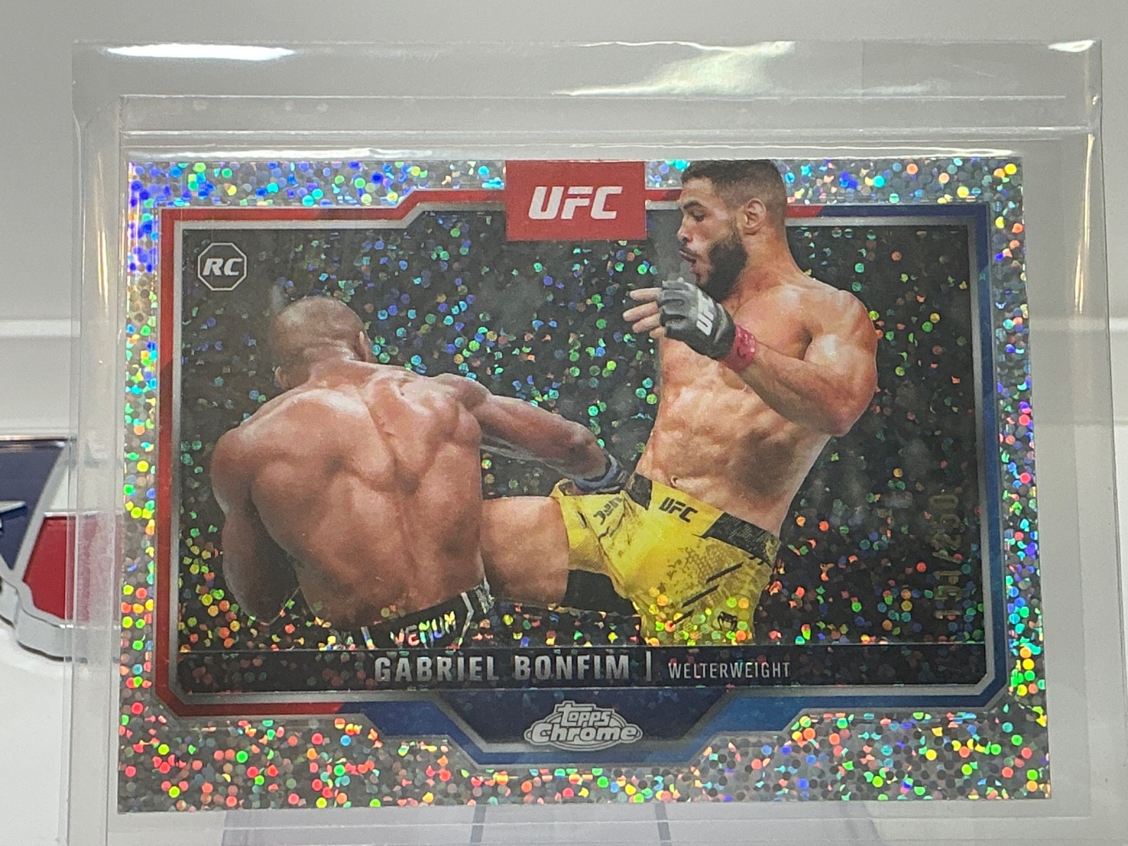 2025 Topps Chrome UFC - Gabriel Bonfim #26 Speckle Refractor 151/250 (RC)