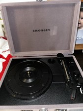 Crosley Cruiser Plus CR8005F-JTR Bluetooth Suitcase Record Player Turntable
