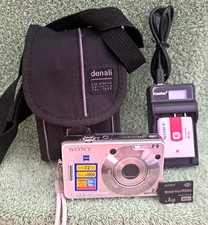 Sony Cyber-shot DSC-W70 7.2MP Digital Camera, Case , Battery, Memory, & Charger