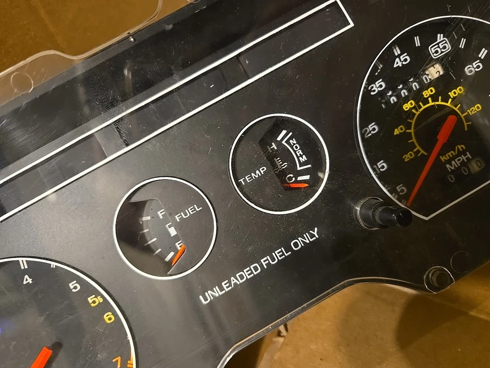 1981-82 Ford EXP Escort Mercury LN7 painel de instrumentos velocímetro 0 milhas - Imagem 3 de 4