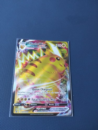 Carte Pokemon PIKACHU Vmax SWSH062 PROMO Célébrations 25ans FR NEUF