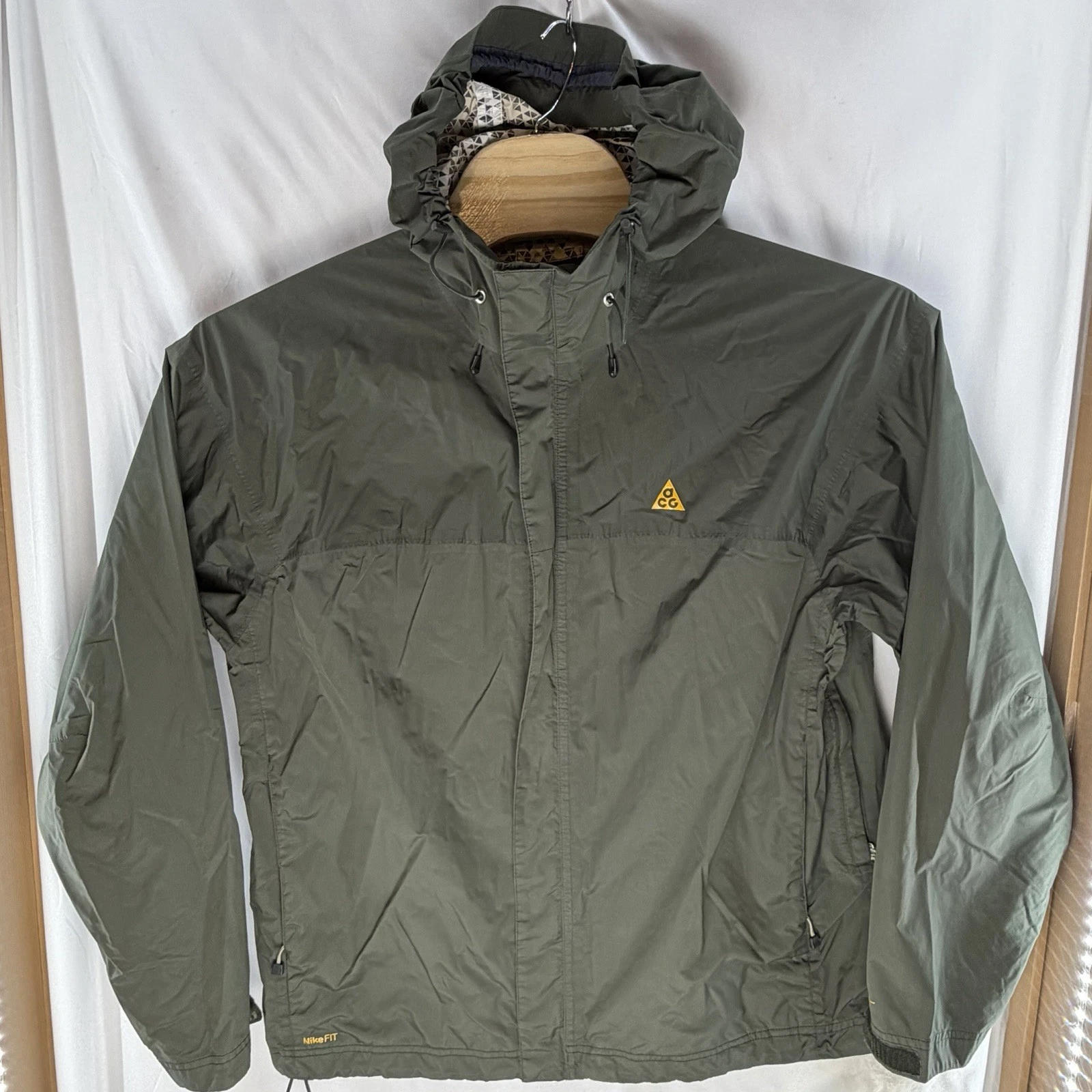 VTG 90s Y2K NIKE ACG Storm Fit Green Full Zip Hooded Windbreaker Jacket Men XL
Opens in a new window
