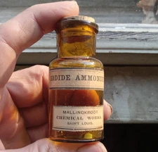 1880s YELLOW AMBER IODIDE AMMONIUM MALLINCKRODT ST.LOUIS DRUGSTORE MED BOTTLE