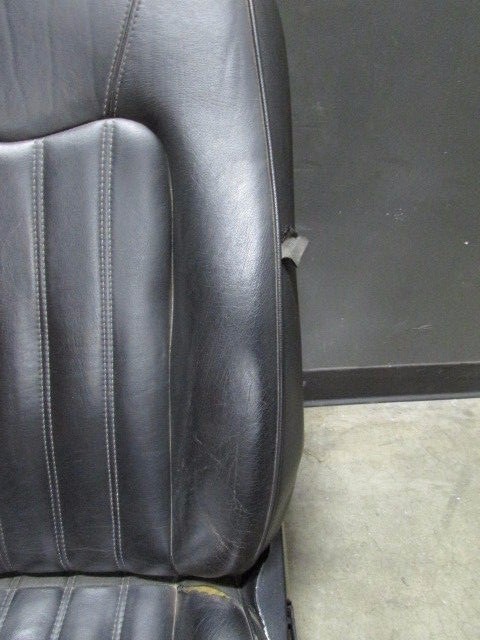 Maserati Quattroporte, LH, Left Front Seat, Black, Used, Wear,